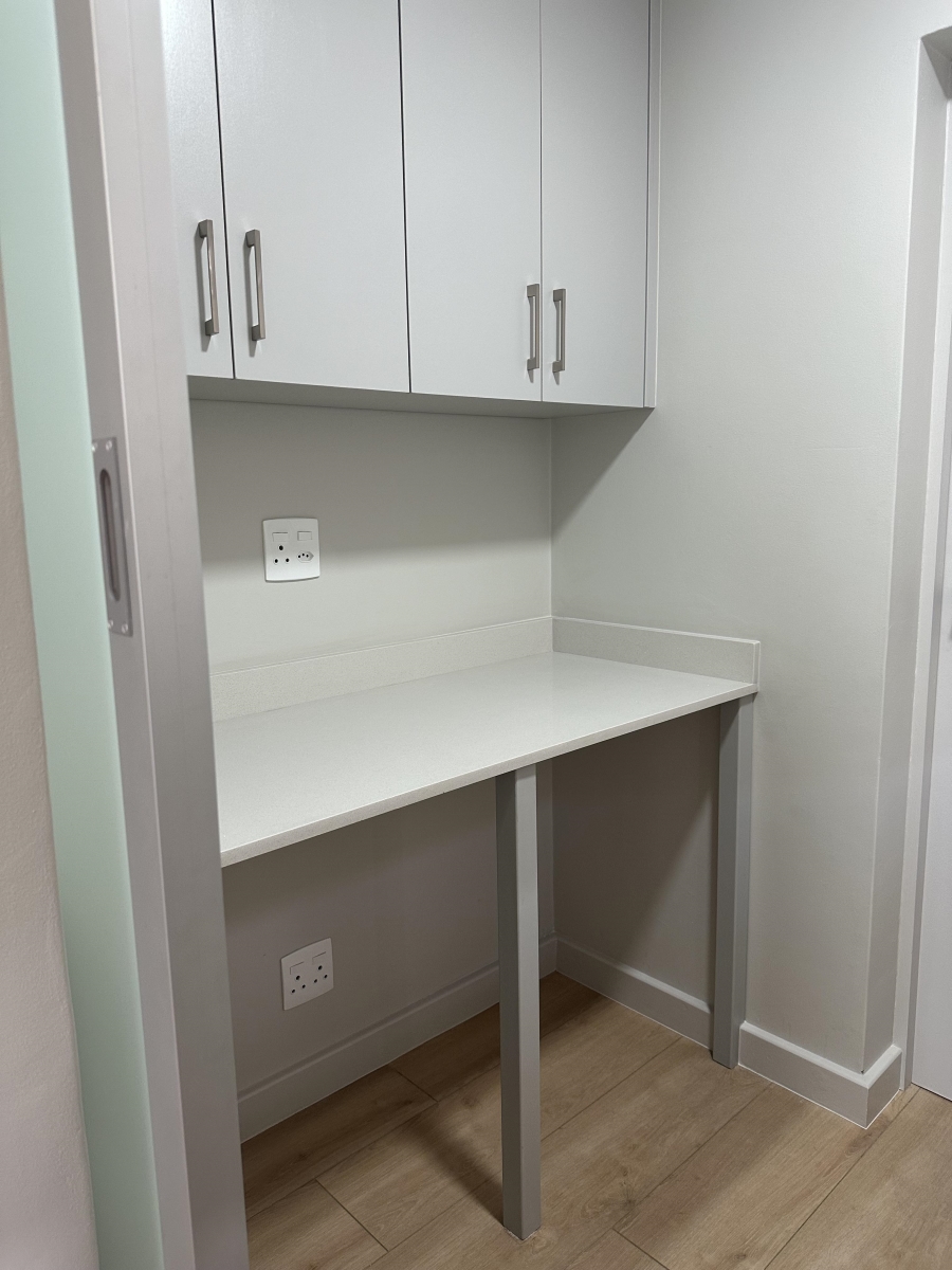 3 Bedroom Property for Sale in Lemoenkloof Western Cape